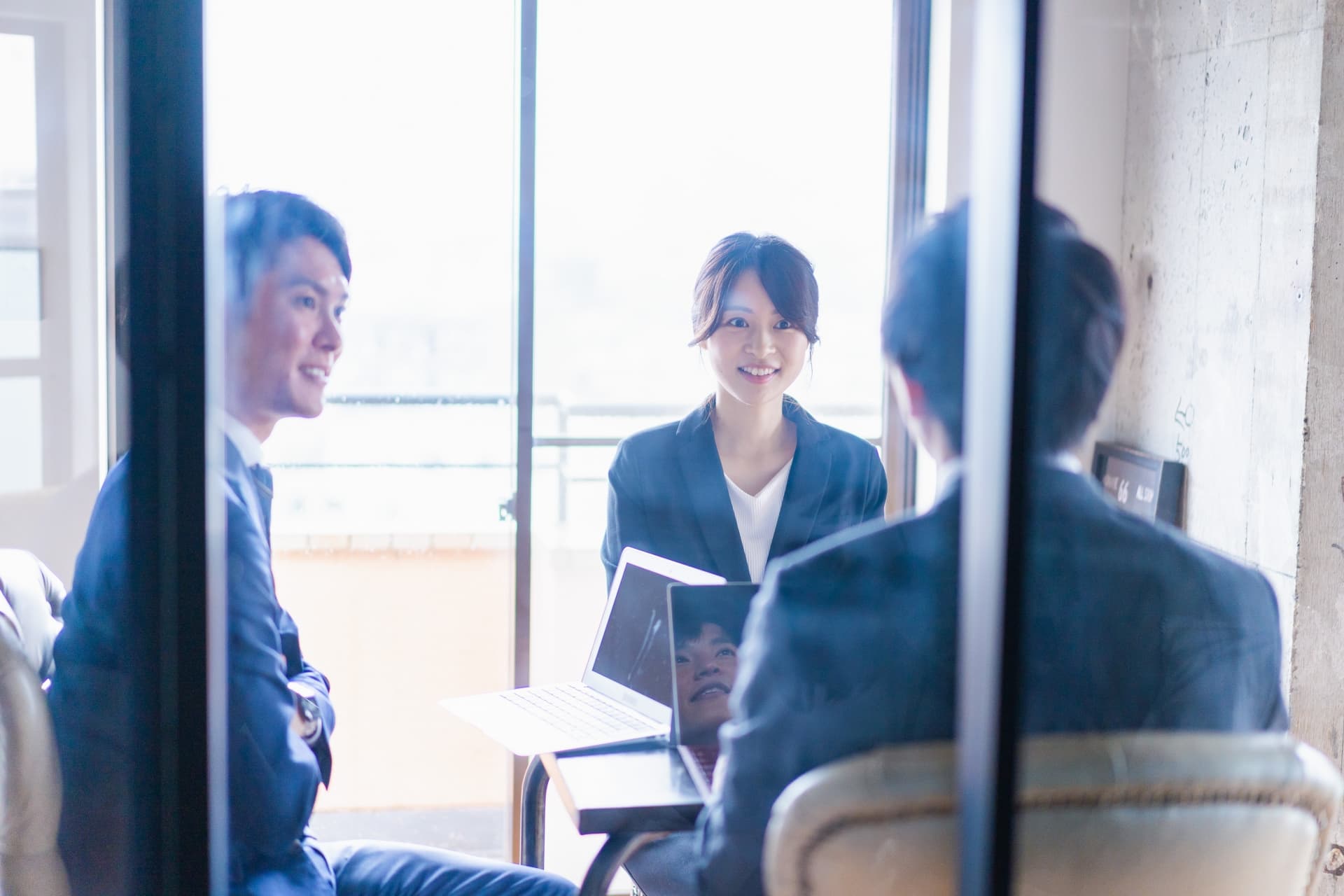 労務・人事（社労士）のサービス画像